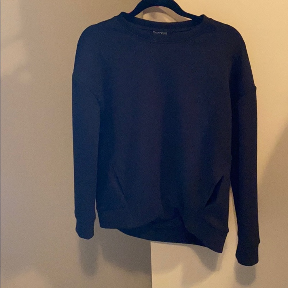 Black sweatshirt